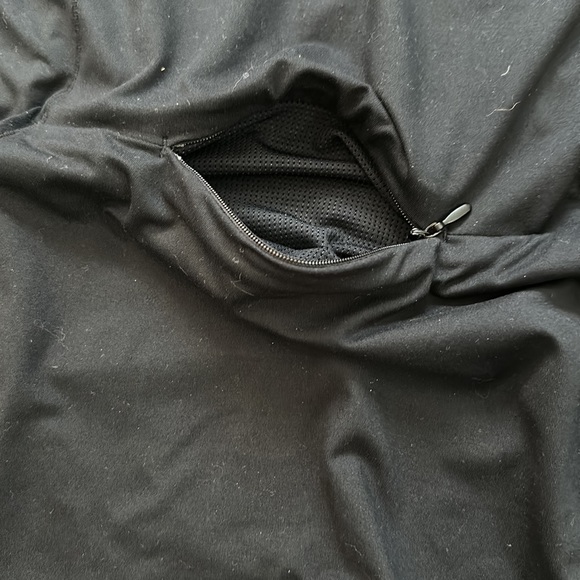 Fabletics Athletic Quarter Zip - Picture 6 of 6